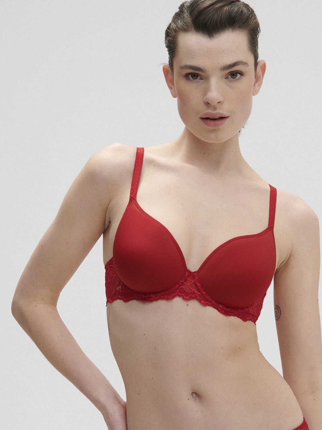 Simone Pérèle - Caresse red bh