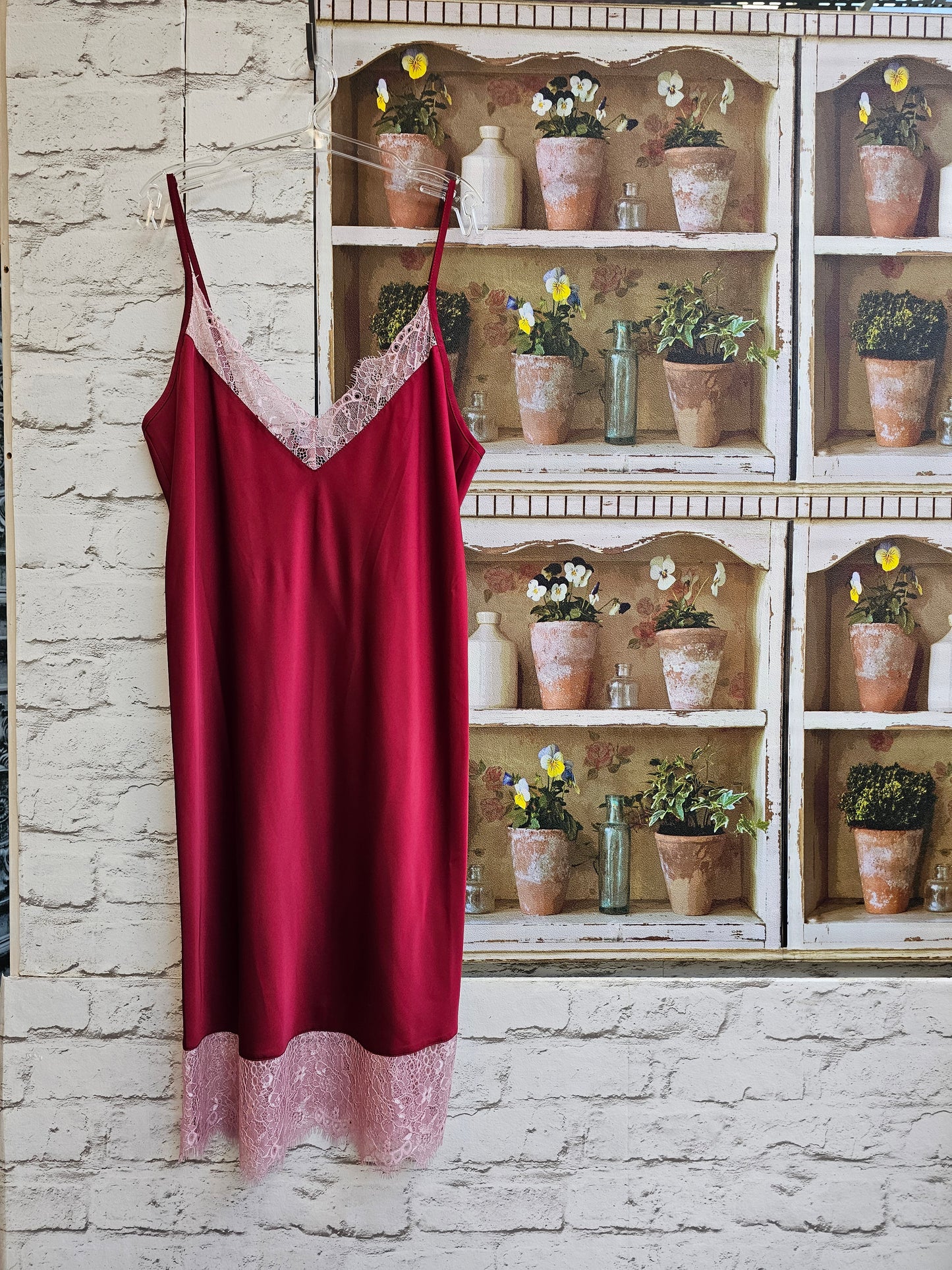 Endorfinella - Confidence satin red nachtjurk