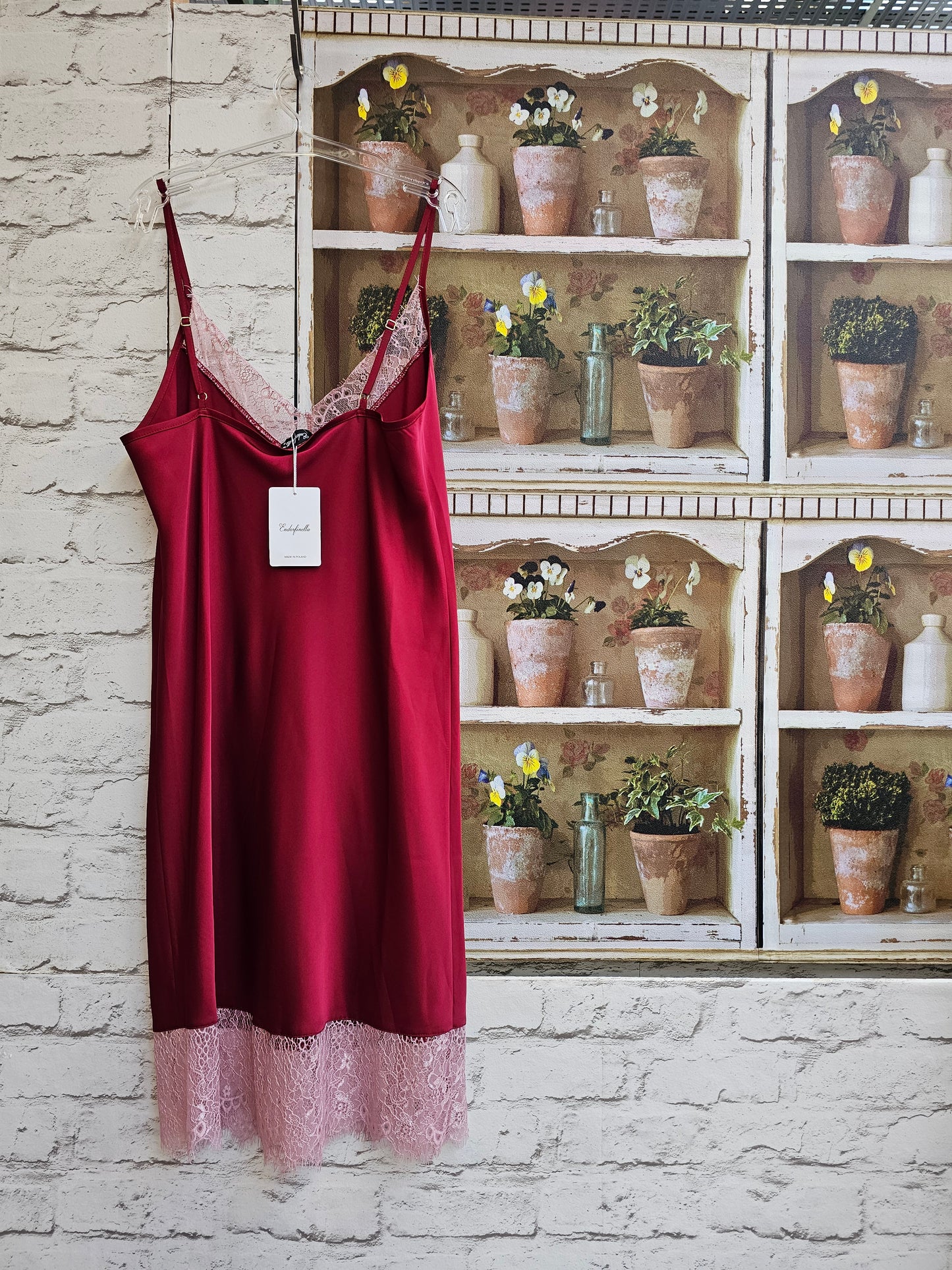 Endorfinella - Confidence satin red nachtjurk