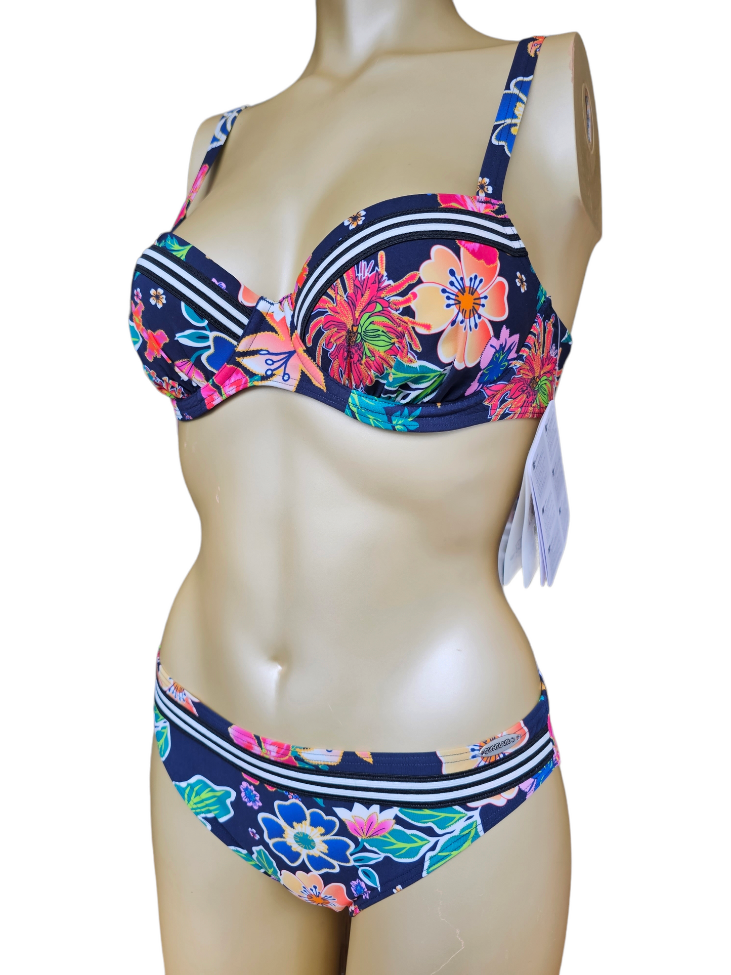 Sunflair - Dark Flower bikini set