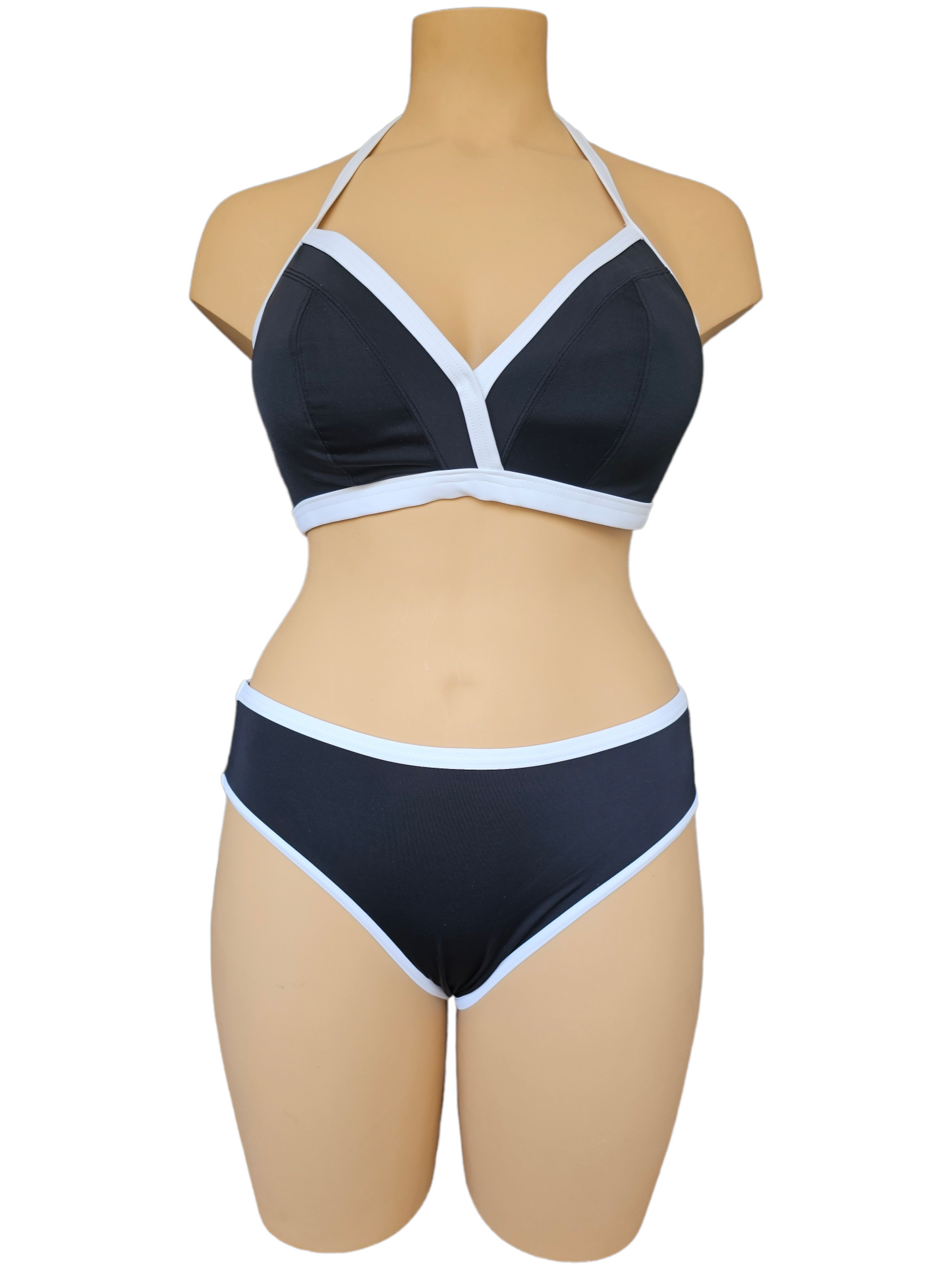Freya - Back to Black bikini set
