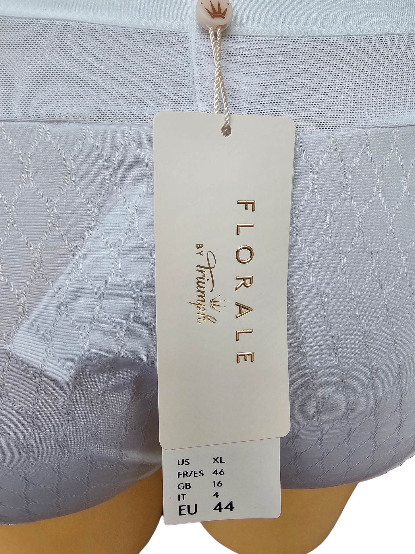 Florale by Triumph - Azalea wit slip