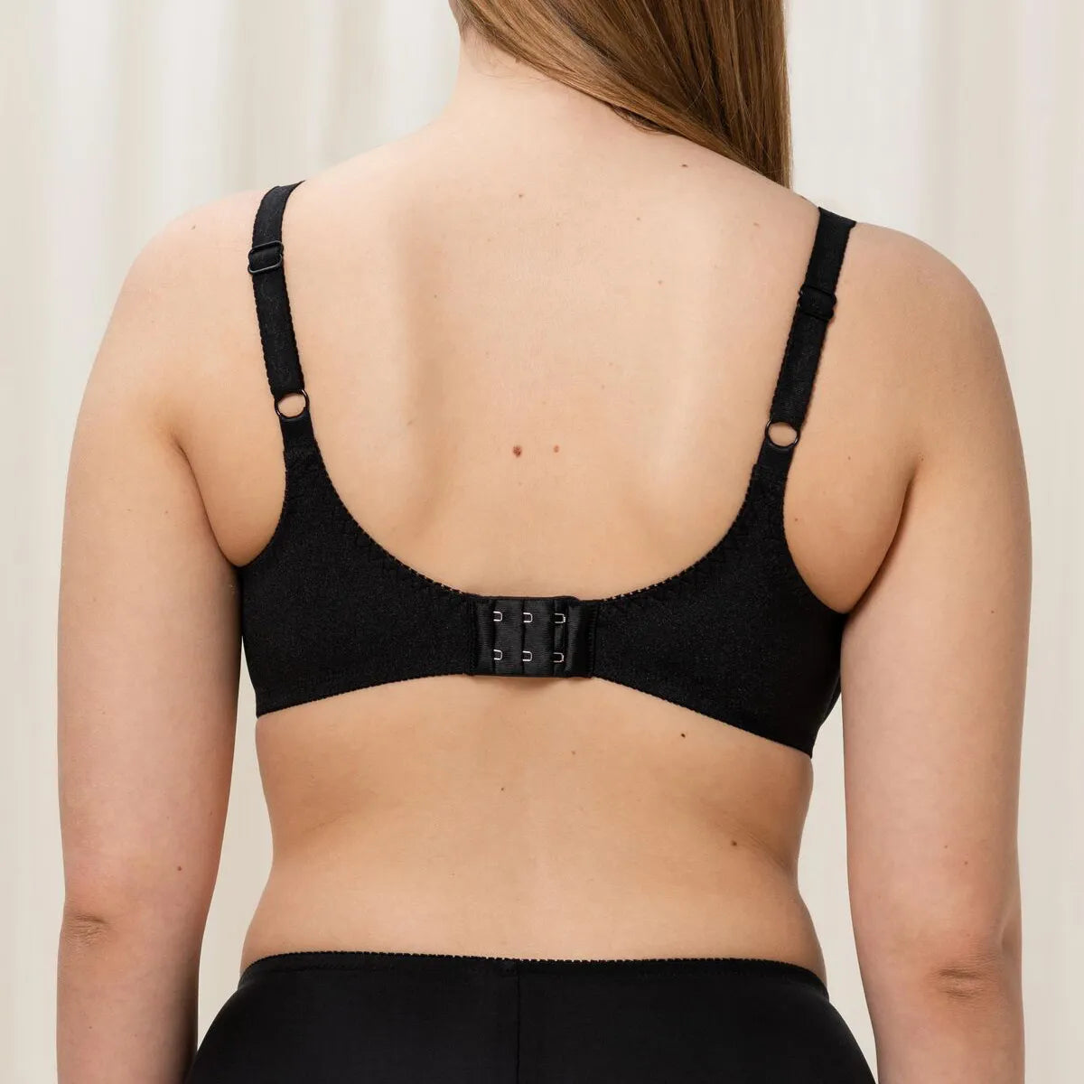 Triumph - Ladyform minimizer black bh