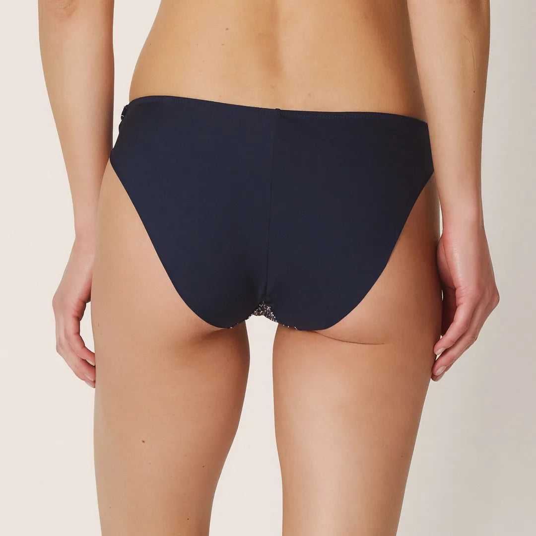 Marie Jo L' Aventure - Kaare Blue Cruise slip